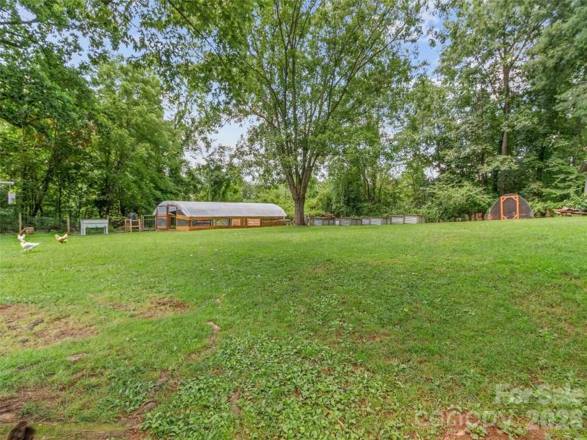 38 Crowell Road, Asheville, NC 28806.  MLS# CAR4415975, YatesRealty ID 45965. 