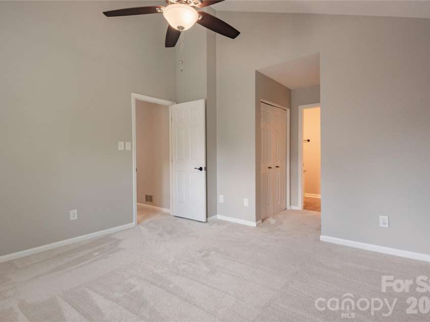 2744 Von Thuringer Court, Charlotte, NC 28210.  MLS# CAR4416507, YatesRealty ID 45966. 