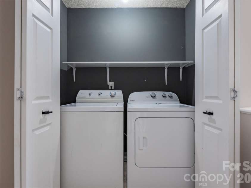 2744 Von Thuringer Court, Charlotte, NC 28210.  MLS# CAR4416507, YatesRealty ID 45966. 