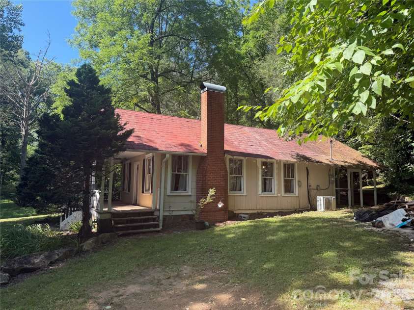 19010 Rosman Highway, Sapphire, NC 28774.  MLS# CAR4416340, YatesRealty ID 45969. 