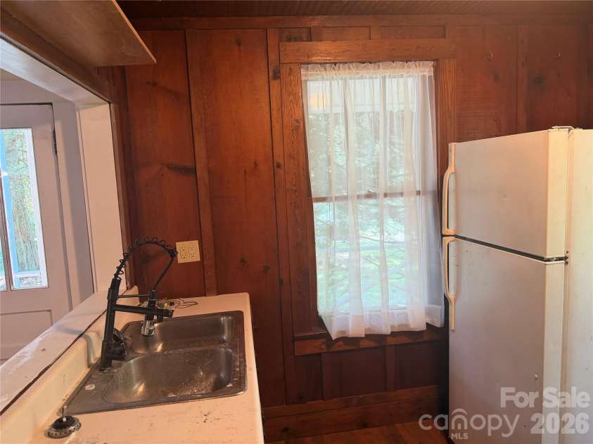 19010 Rosman Highway, Sapphire, NC 28774.  MLS# CAR4416340, YatesRealty ID 45969. 