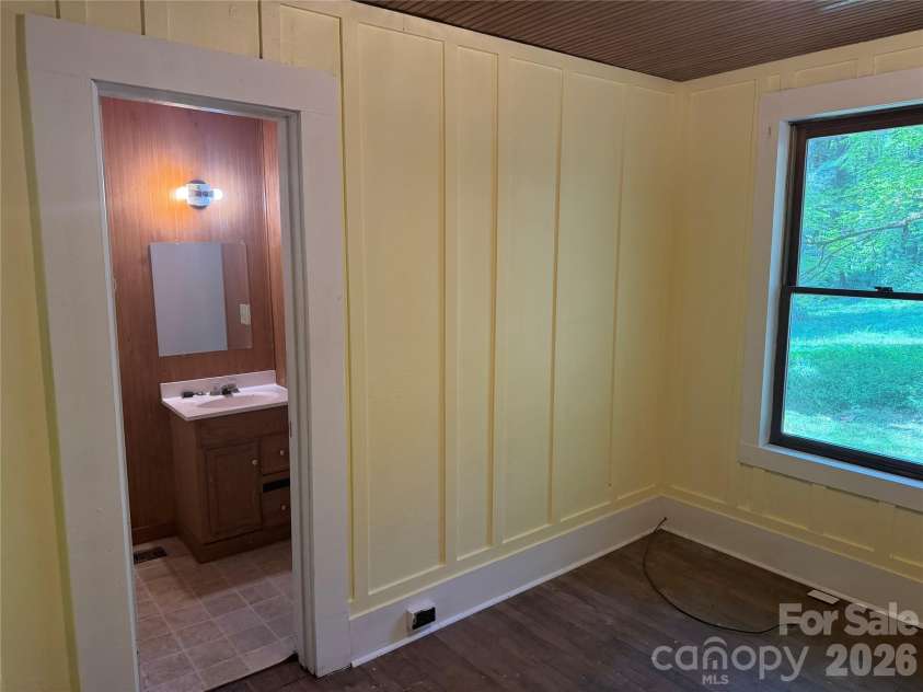19010 Rosman Highway, Sapphire, NC 28774.  MLS# CAR4416340, YatesRealty ID 45969. 