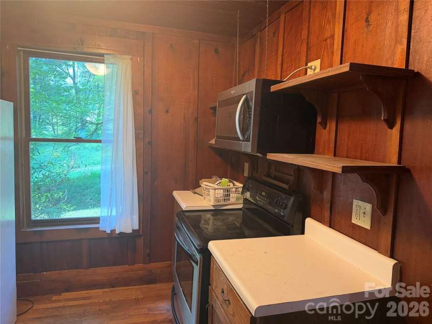 19010 Rosman Highway, Sapphire, NC 28774.  MLS# CAR4416340, YatesRealty ID 45969. 