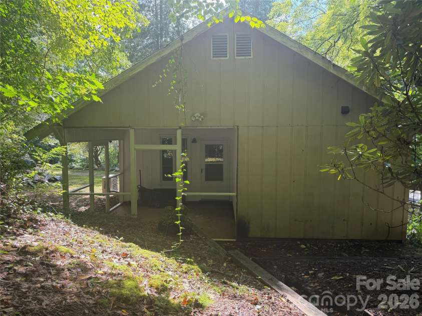 19010 Rosman Highway, Sapphire, NC 28774.  MLS# CAR4416340, YatesRealty ID 45969. 