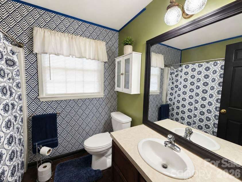 6127 Winview Heights Street, Clemmons, NC 27012.  MLS# CAR4416302, YatesRealty ID 45973. 