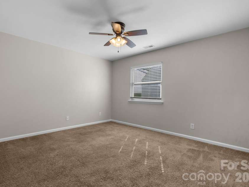 9149 Spyglass Place, Charlotte, NC 28214.  MLS# CAR4416583, YatesRealty ID 45976. 