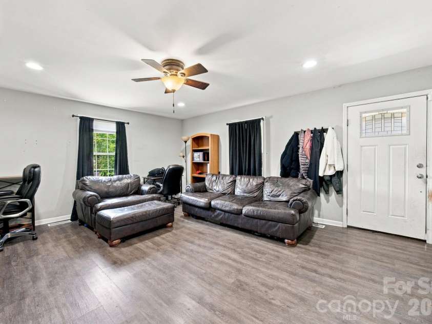 105 Park Street, Clover, SC 29710.  MLS# CAR4411553, YatesRealty ID 45977. 