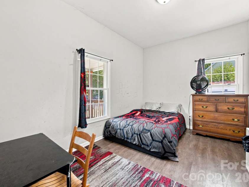 105 Park Street, Clover, SC 29710.  MLS# CAR4411553, YatesRealty ID 45977. 