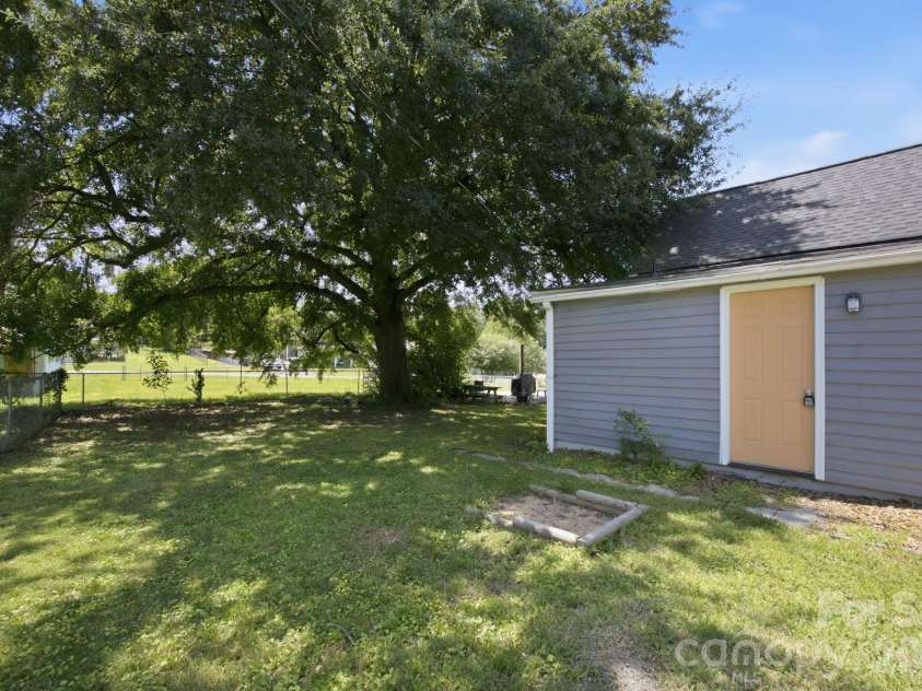 105 Park Street, Clover, SC 29710.  MLS# CAR4411553, YatesRealty ID 45977. 