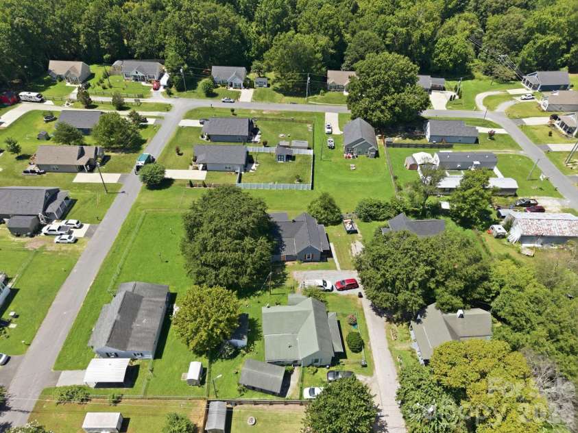 105 Park Street, Clover, SC 29710.  MLS# CAR4411553, YatesRealty ID 45977. 