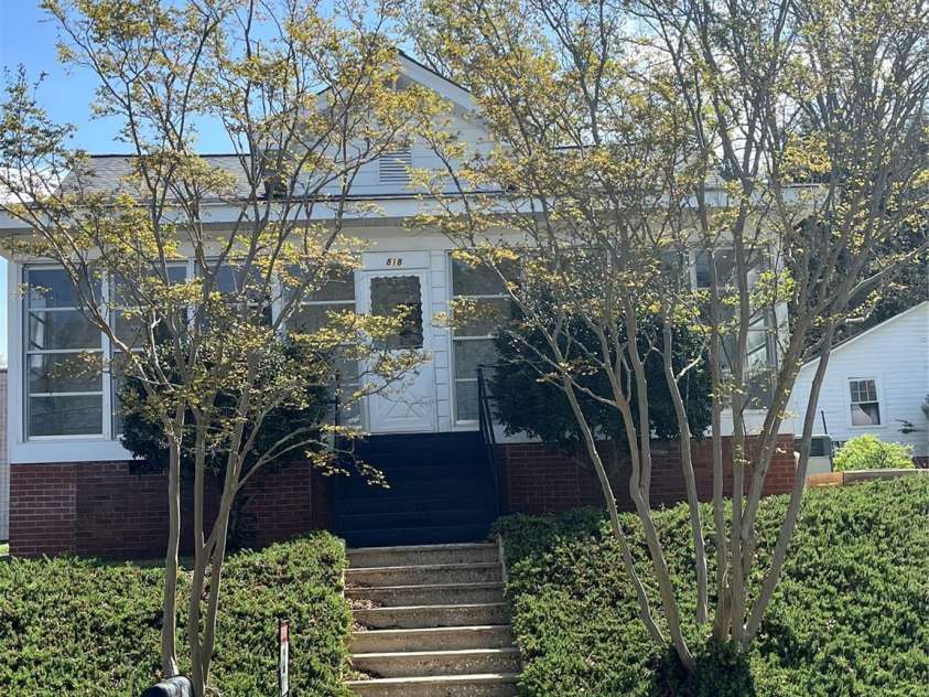 818 4th Street, Albemarle, NC 28001.  MLS# CAR4243732, YatesRealty ID 4598. 