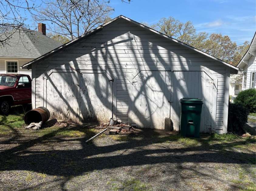 818 4th Street, Albemarle, NC 28001.  MLS# CAR4243732, YatesRealty ID 4598. 