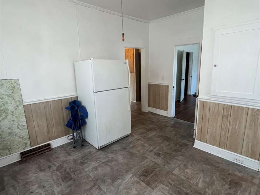 818 4th Street, Albemarle, NC 28001.  MLS# CAR4243732, YatesRealty ID 4598. 