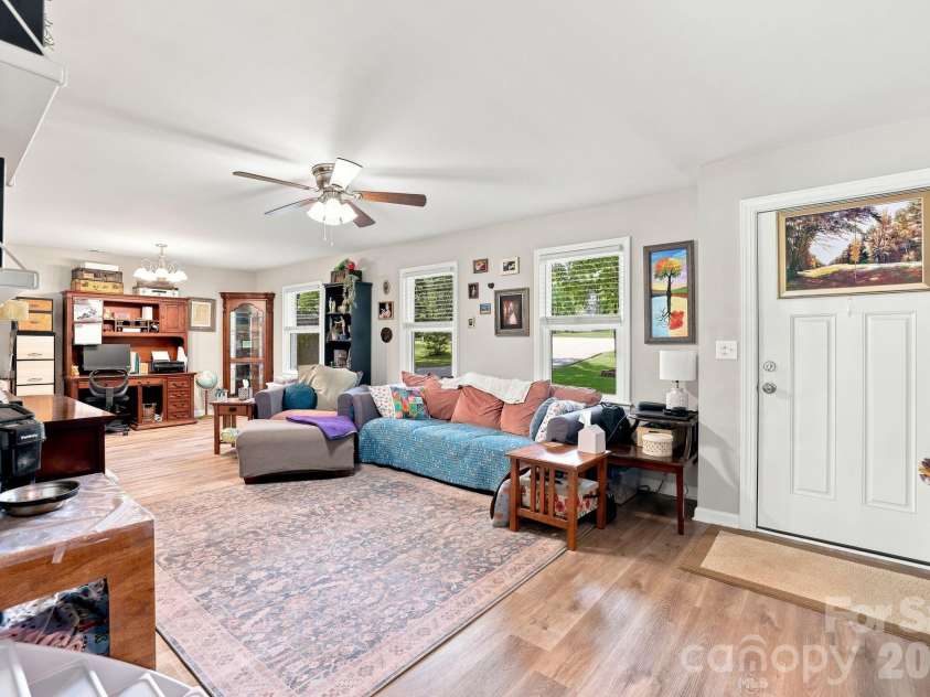 1053 Christopher Circle, Rock Hill, SC 29730.  MLS# CAR4407699, YatesRealty ID 45980. 