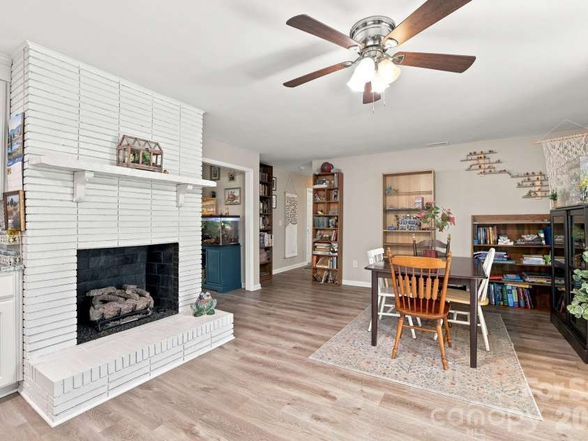 1053 Christopher Circle, Rock Hill, SC 29730.  MLS# CAR4407699, YatesRealty ID 45980. 