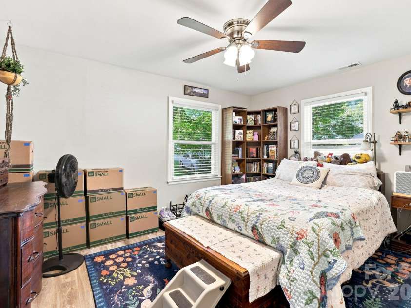 1053 Christopher Circle, Rock Hill, SC 29730.  MLS# CAR4407699, YatesRealty ID 45980. 