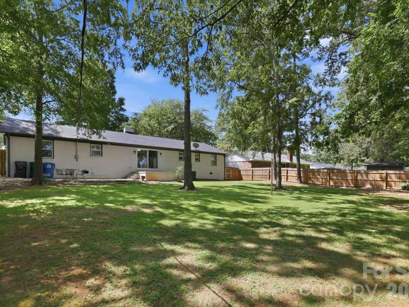 1053 Christopher Circle, Rock Hill, SC 29730.  MLS# CAR4407699, YatesRealty ID 45980. 