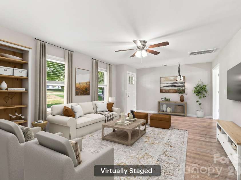 1053 Christopher Circle, Rock Hill, SC 29730.  MLS# CAR4407699, YatesRealty ID 45980. 