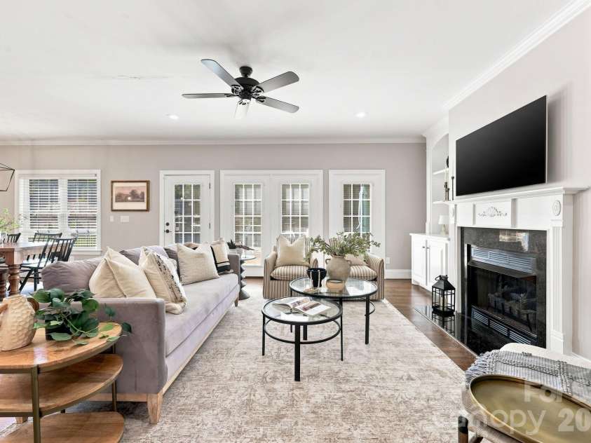 4701 Pebble Lake Drive, Pfafftown, NC 27040.  MLS# CAR4416990, YatesRealty ID 45981. 