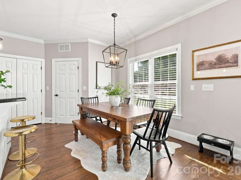 4701 Pebble Lake Drive, Pfafftown, NC 27040.  MLS# CAR4416990, YatesRealty ID 45981. 
