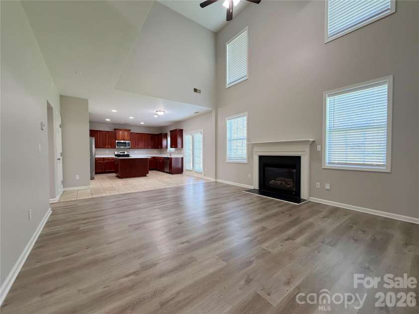 9927 Jeanette Circle, Charlotte, NC 28213.  MLS# CAR4415748, YatesRealty ID 45983. 