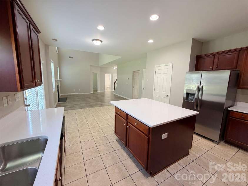 9927 Jeanette Circle, Charlotte, NC 28213.  MLS# CAR4415748, YatesRealty ID 45983. 