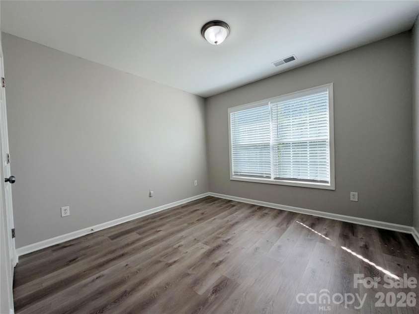 9927 Jeanette Circle, Charlotte, NC 28213.  MLS# CAR4415748, YatesRealty ID 45983. 
