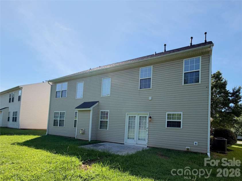 9927 Jeanette Circle, Charlotte, NC 28213.  MLS# CAR4415748, YatesRealty ID 45983. 