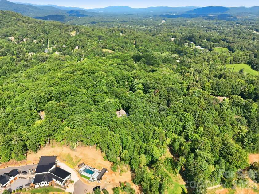28 Gentlewood Trail, Candler, NC 28715.  MLS# CAR4412356, YatesRealty ID 45986. 