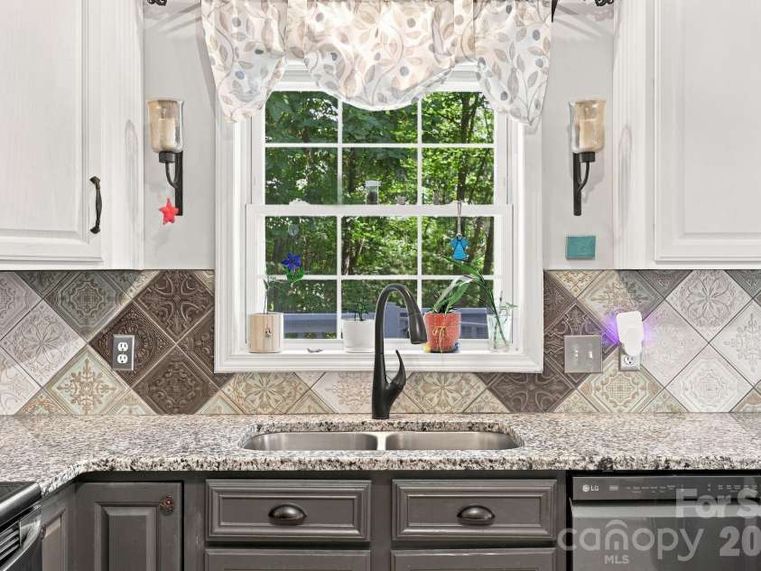 28 Gentlewood Trail, Candler, NC 28715.  MLS# CAR4412356, YatesRealty ID 45986. 