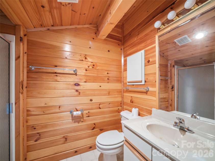 156 Winterstar Loop, Burnsville, NC 28714.  MLS# CAR4416856, YatesRealty ID 45987. 