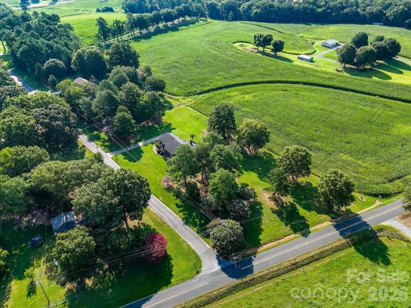 279 James Road, Oakboro, NC 28129.  MLS# CAR4414520, YatesRealty ID 45989. 