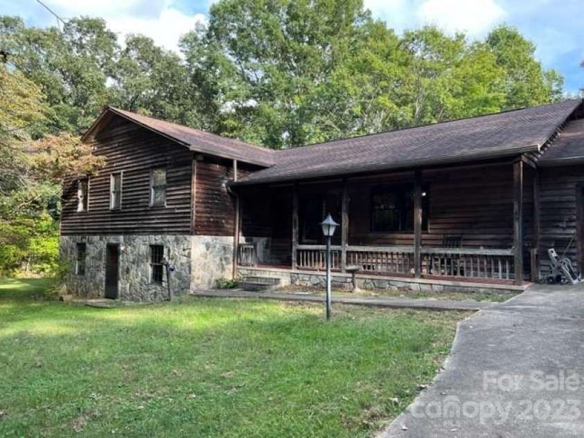 2752 Old Highway 221 None, Marion, NC 28752.  MLS# CAR4074622, YatesRealty ID 4599. 