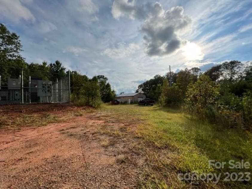 2752 Old Highway 221 None, Marion, NC 28752.  MLS# CAR4074622, YatesRealty ID 4599. 