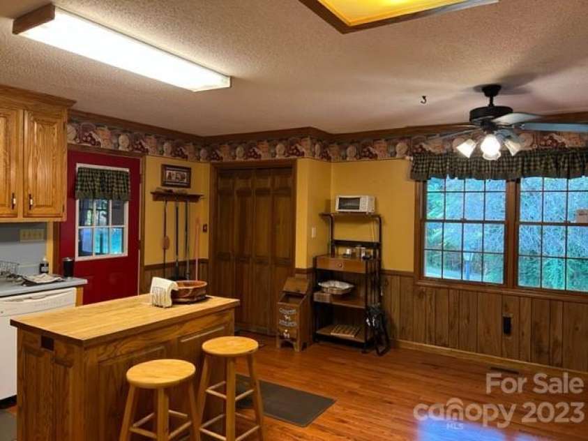 2752 Old Highway 221 None, Marion, NC 28752.  MLS# CAR4074622, YatesRealty ID 4599. 