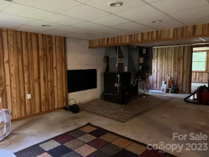 2752 Old Highway 221 None, Marion, NC 28752.  MLS# CAR4074622, YatesRealty ID 4599. 