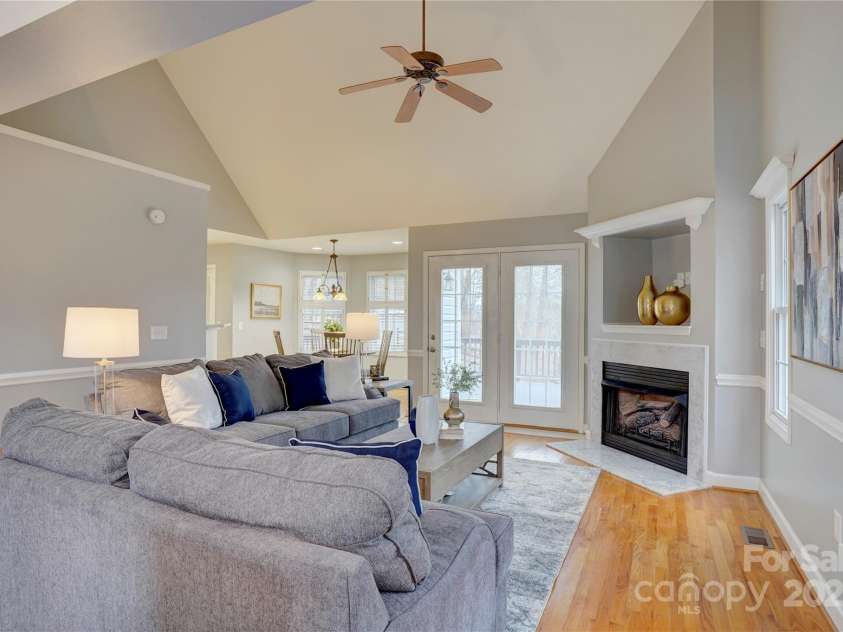 5306 Club View Drive, Concord, NC 28025.  MLS# CAR4332887, YatesRealty ID 4599. 