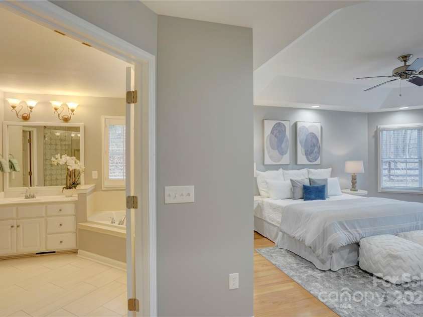 5306 Club View Drive, Concord, NC 28025.  MLS# CAR4332887, YatesRealty ID 4599. 