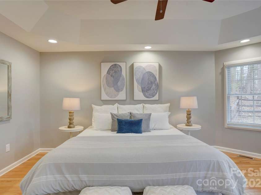 5306 Club View Drive, Concord, NC 28025.  MLS# CAR4332887, YatesRealty ID 4599. 