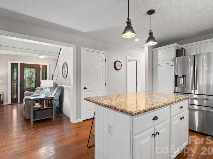 366 Sequoyah Drive, Waynesville, NC 28785.  MLS# CAR4413892, YatesRealty ID 45990. 