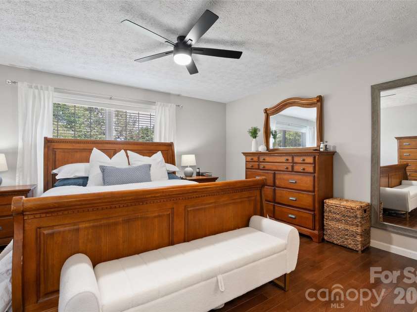 366 Sequoyah Drive, Waynesville, NC 28785.  MLS# CAR4413892, YatesRealty ID 45990. 