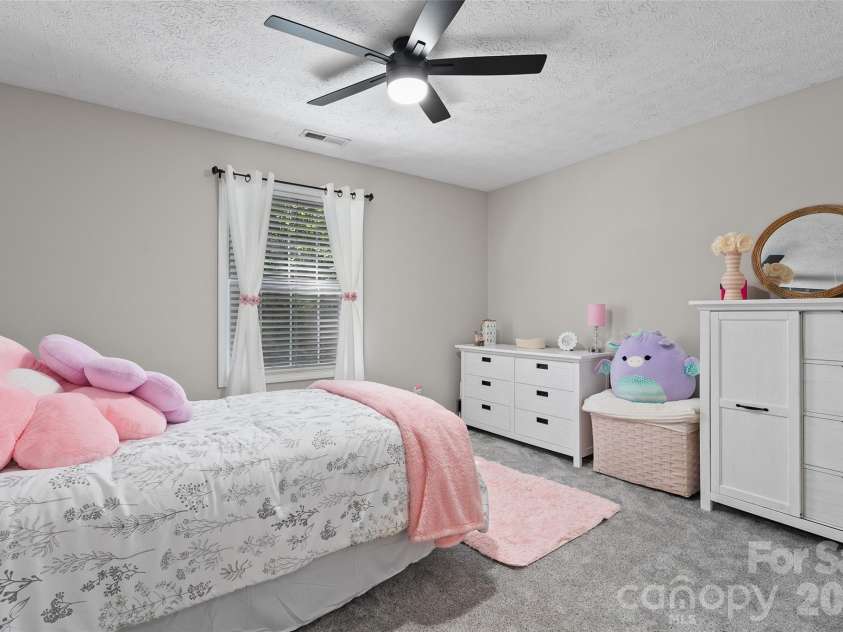 366 Sequoyah Drive, Waynesville, NC 28785.  MLS# CAR4413892, YatesRealty ID 45990. 