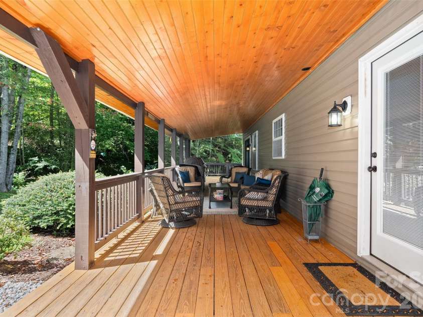 366 Sequoyah Drive, Waynesville, NC 28785.  MLS# CAR4413892, YatesRealty ID 45990. 