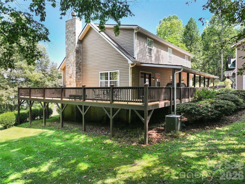366 Sequoyah Drive, Waynesville, NC 28785.  MLS# CAR4413892, YatesRealty ID 45990. 