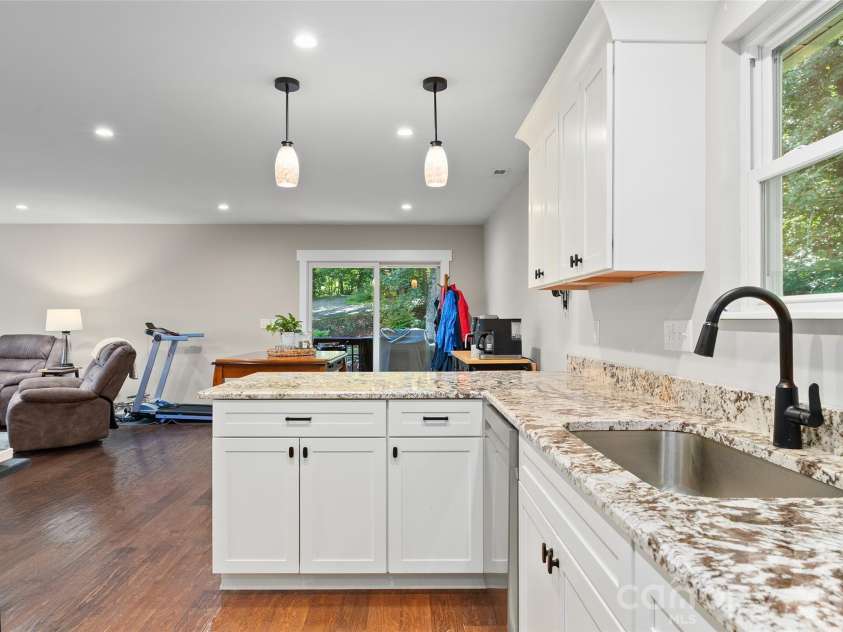 366 Sequoyah Drive, Waynesville, NC 28785.  MLS# CAR4413892, YatesRealty ID 45990. 