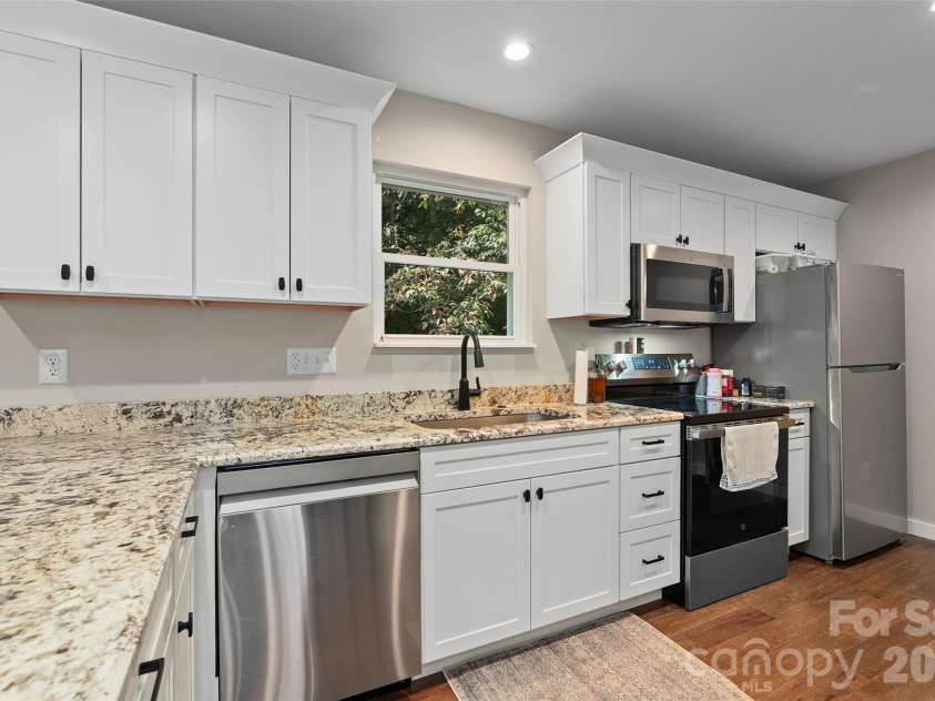366 Sequoyah Drive, Waynesville, NC 28785.  MLS# CAR4413892, YatesRealty ID 45990. 