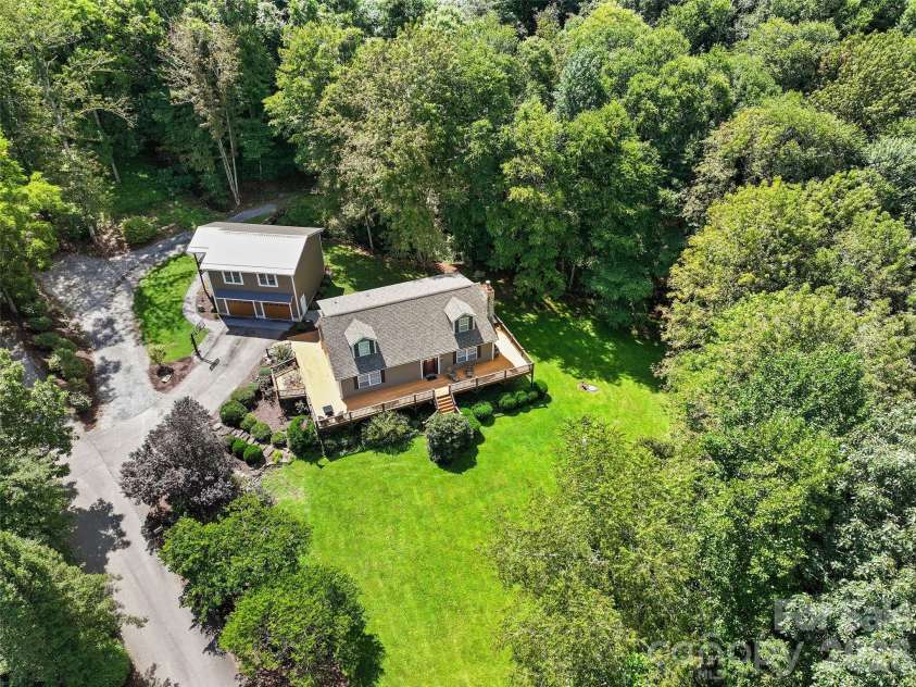 366 Sequoyah Drive, Waynesville, NC 28785.  MLS# CAR4413892, YatesRealty ID 45990. 