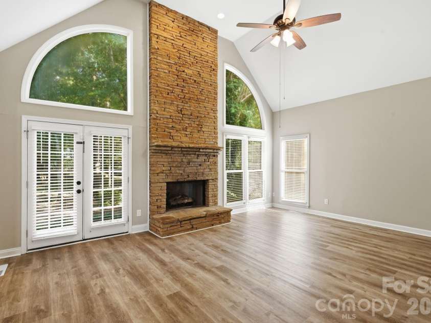 1321 Hillshire Meadow Drive, Matthews, NC 28105.  MLS# CAR4415278, YatesRealty ID 45991. 