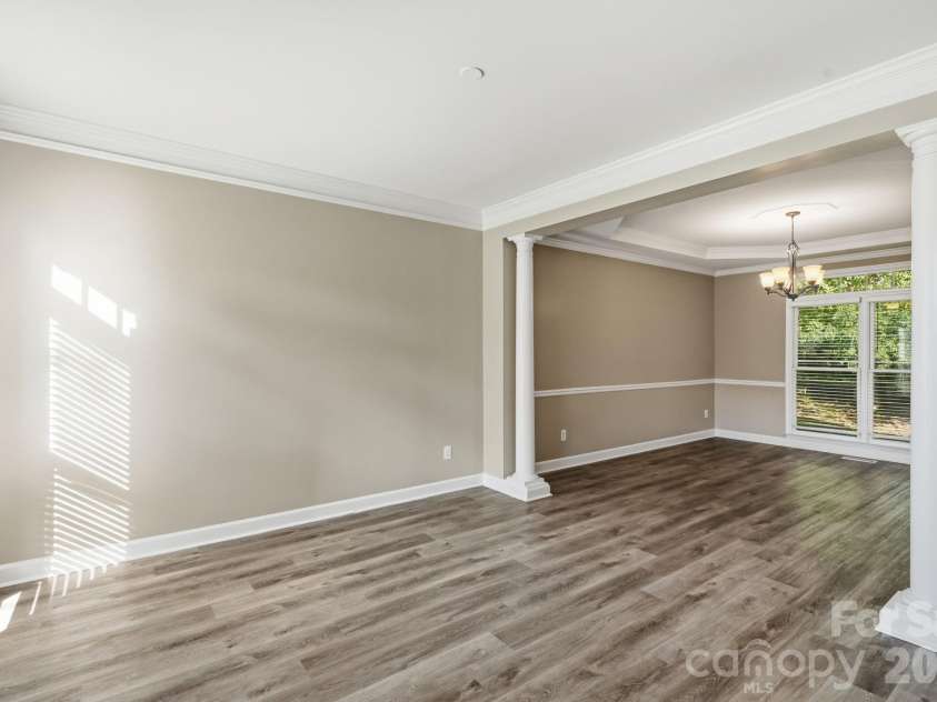 1321 Hillshire Meadow Drive, Matthews, NC 28105.  MLS# CAR4415278, YatesRealty ID 45991. 