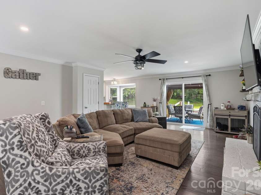 7808 Biddstone Court, Charlotte, NC 28226.  MLS# CAR4414783, YatesRealty ID 45992. 